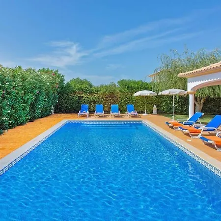 White Sands - Private Oasis, Heated Pool, Beaches & Strip Nearby Willa