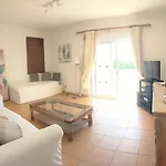 White Sands - Private Oasis, Heated Pool, Beaches & Strip Nearby 阿尔布费拉